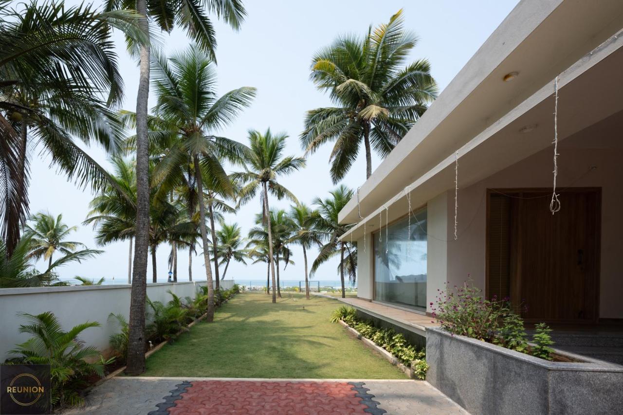 Reunion Ocean Elite - Beach House Udupi Esterno foto