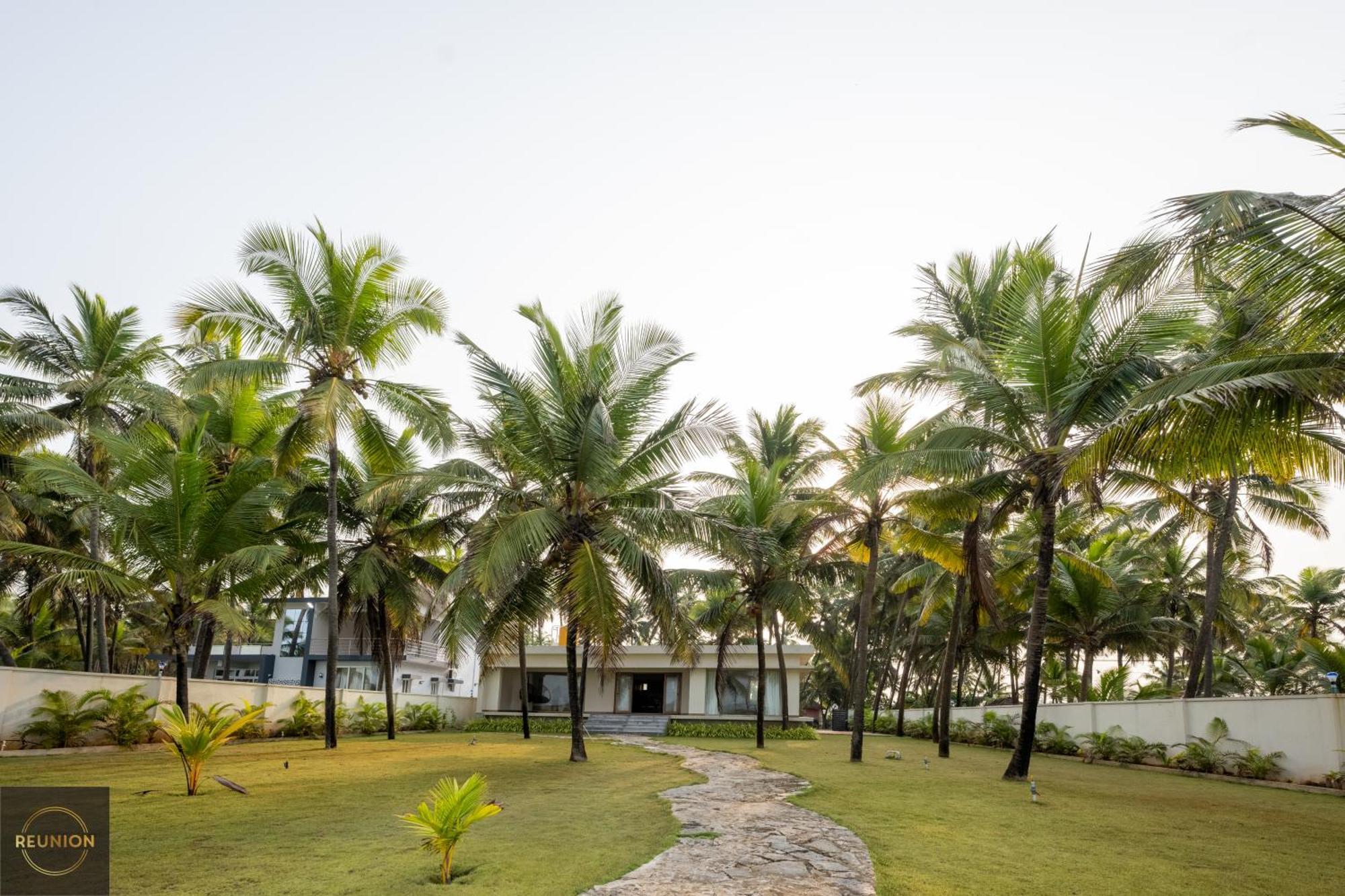 Reunion Ocean Elite - Beach House Udupi Esterno foto